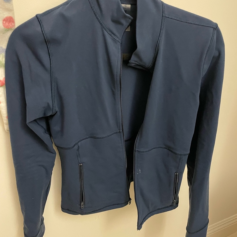 Aritzia TNA Activewear Zip Up